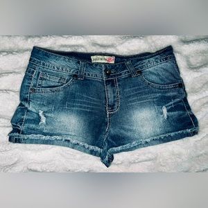 Women’s Jean Shorts Cut-Off Paris Blues Size 11 Juniors